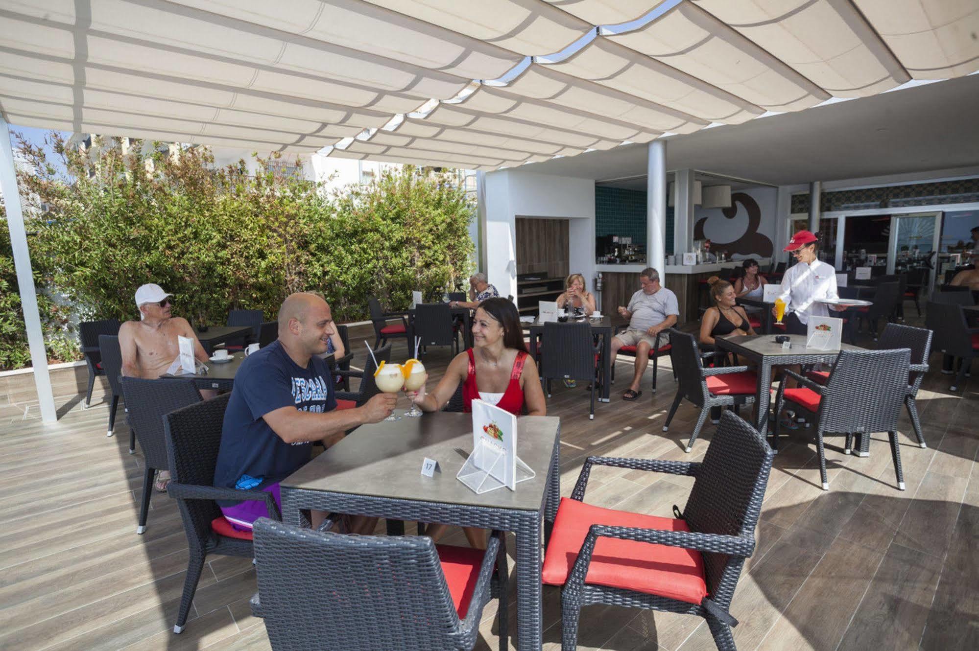 Hotel Riu Monica - Adults Only Нерха Екстер'єр фото